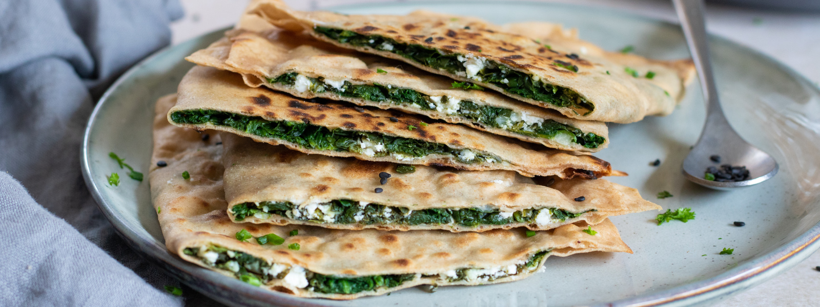 Turecké gözleme se špenátem a fetou